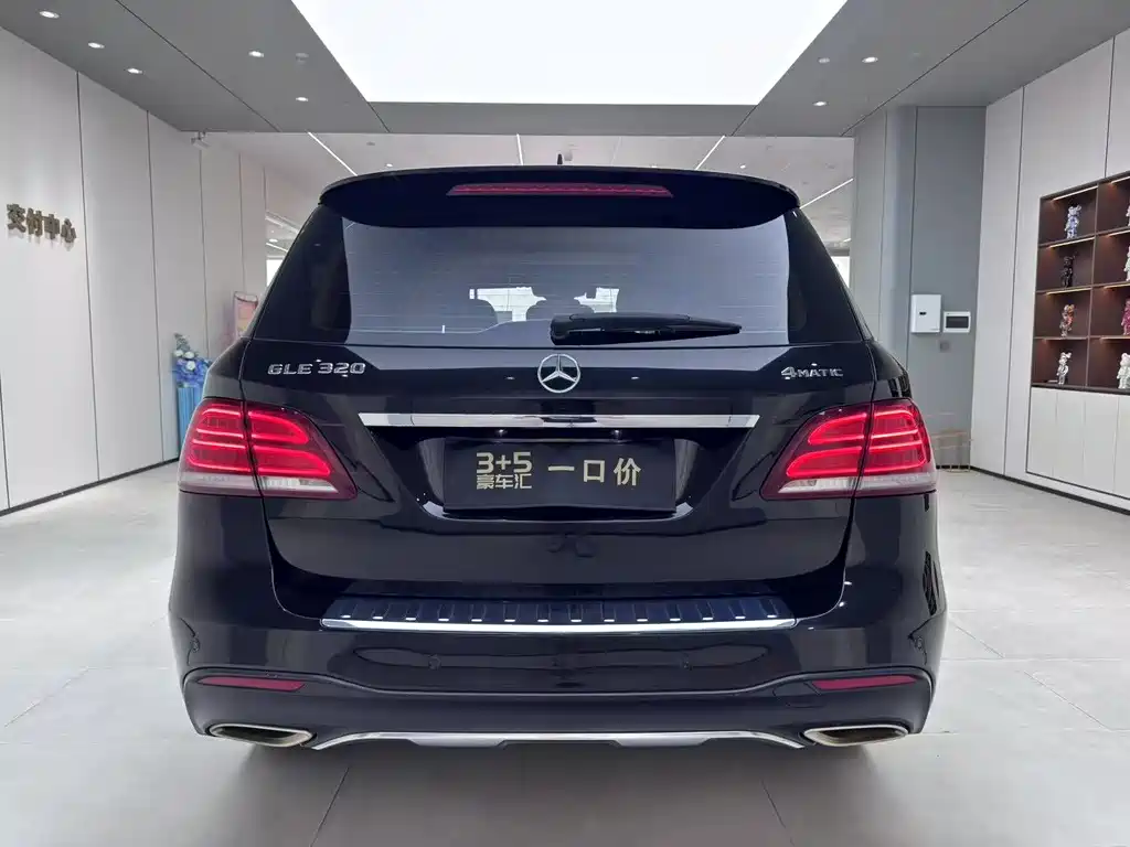 Mercedes-Benz GLE 2019 — фото 14