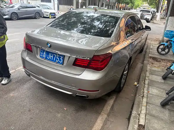BMW 7 Series 2013