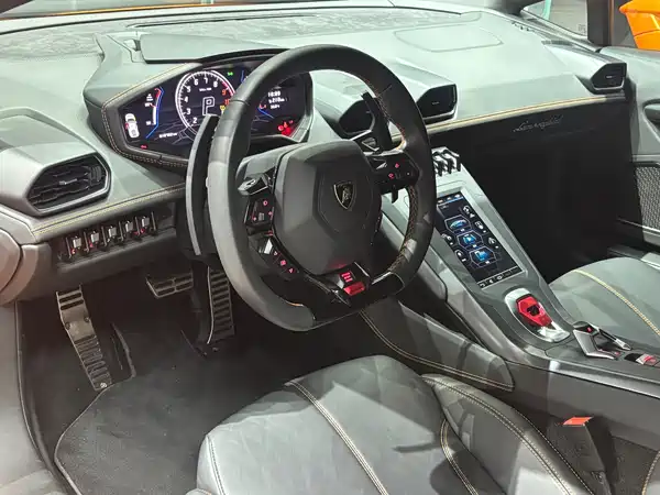 Lamborghini Huracan 2020