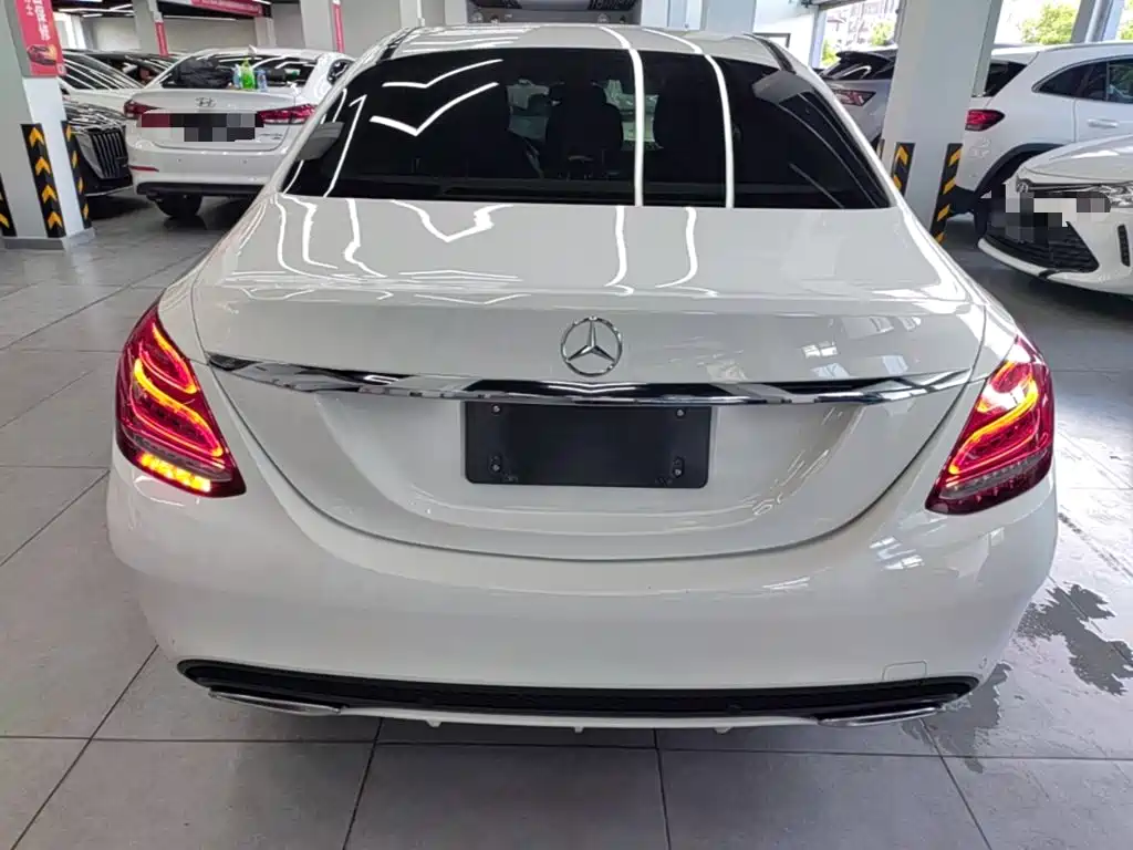 Mercedes-Benz C-Class 2018