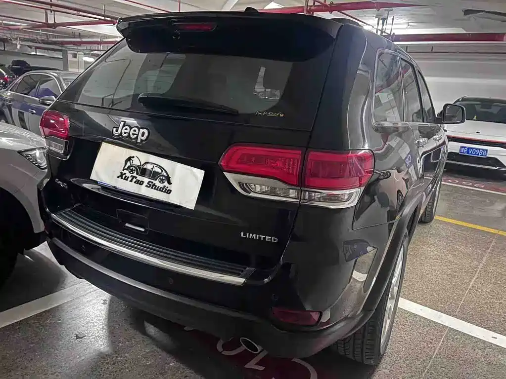 Jeep Grand Cherokee 2019 — фото 5