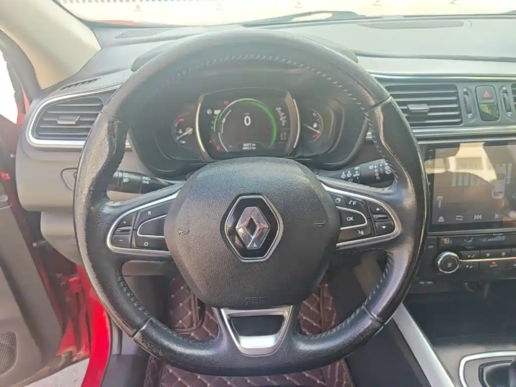 Renault Kadjar 2018 — фото 11