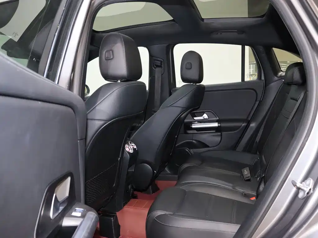 Mercedes-Benz GLA 2022 — фото 15