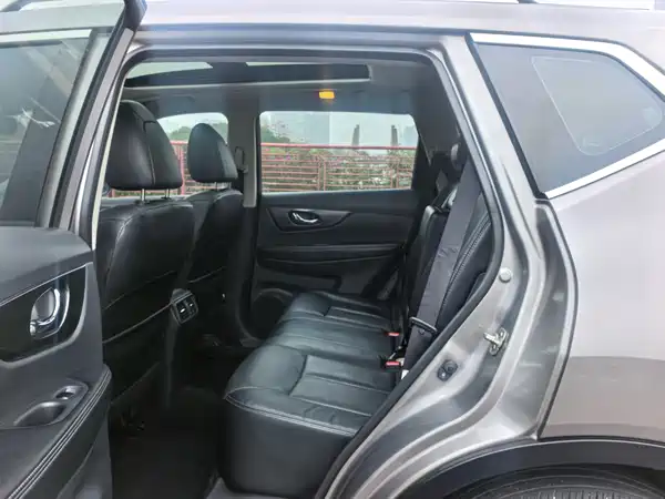 Nissan X-Trail 2014