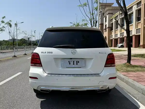 Mercedes-Benz GLK-Class 2015