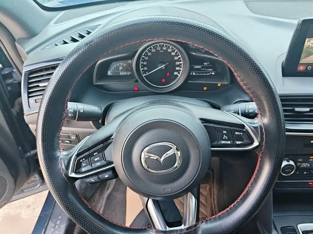 Mazda CX-4 2020