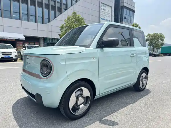 Geely Galaxy Panda 2023