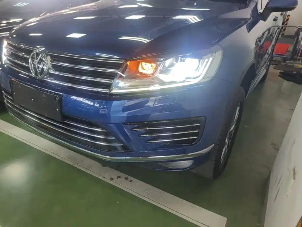 Volkswagen Touareg 2016 — фото 24