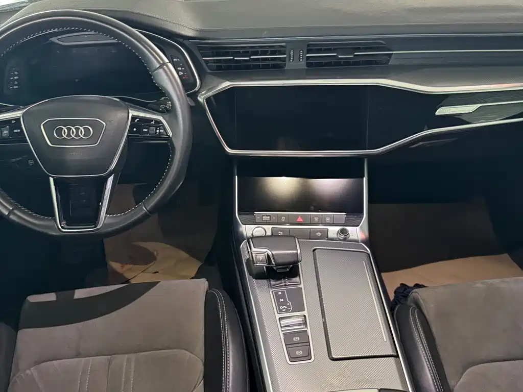 Audi A6L 2020