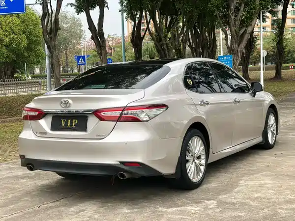 Toyota Camry 2019