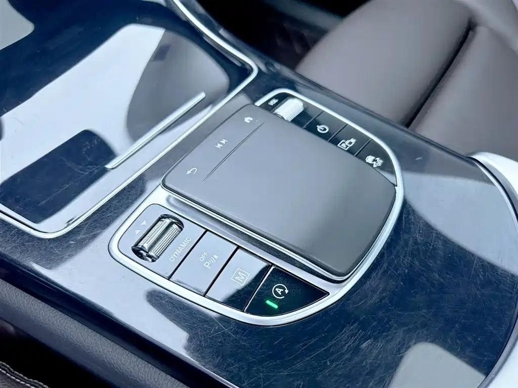 Mercedes-Benz GLC 2022 — фото 11