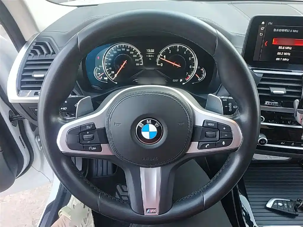 BMW X3 2019 — фото 11