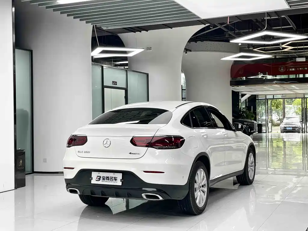 Mercedes-Benz GLC Coupe 2022 — фото 16