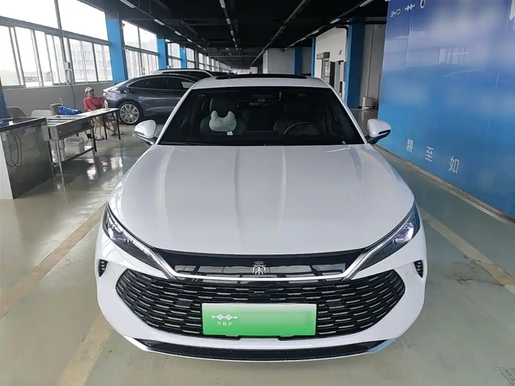 BYD Qin L 2026 — фото 6