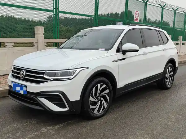 Volkswagen Tiguan L 2022