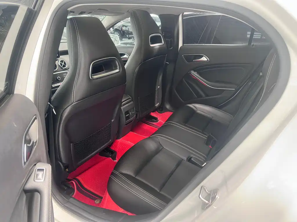 Mercedes-Benz GLA 2019 — фото 10