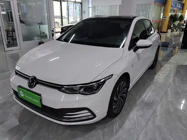 Volkswagen Golf 2023