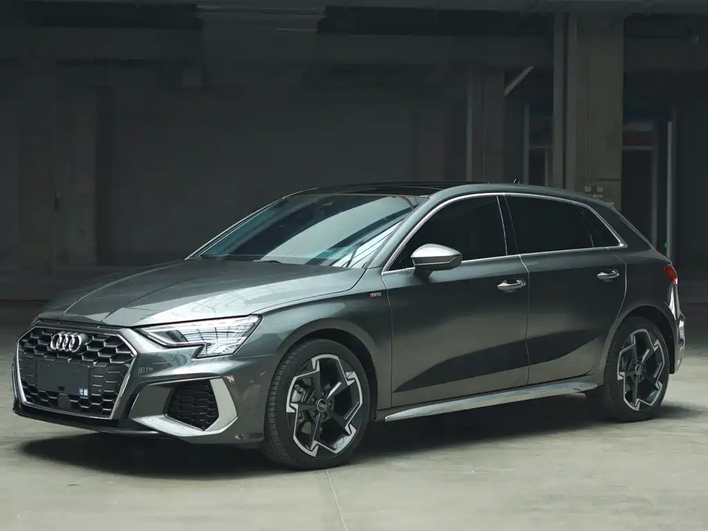 Audi A3 2023 — фото 2