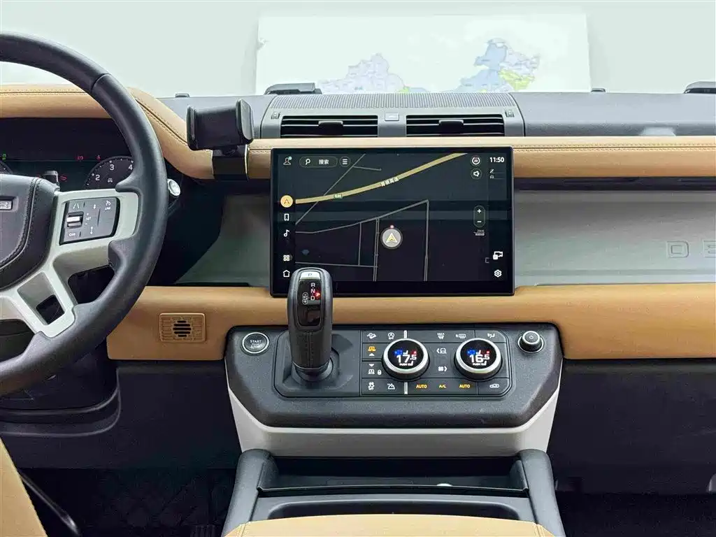 Land Rover Defender 2024 — фото 10