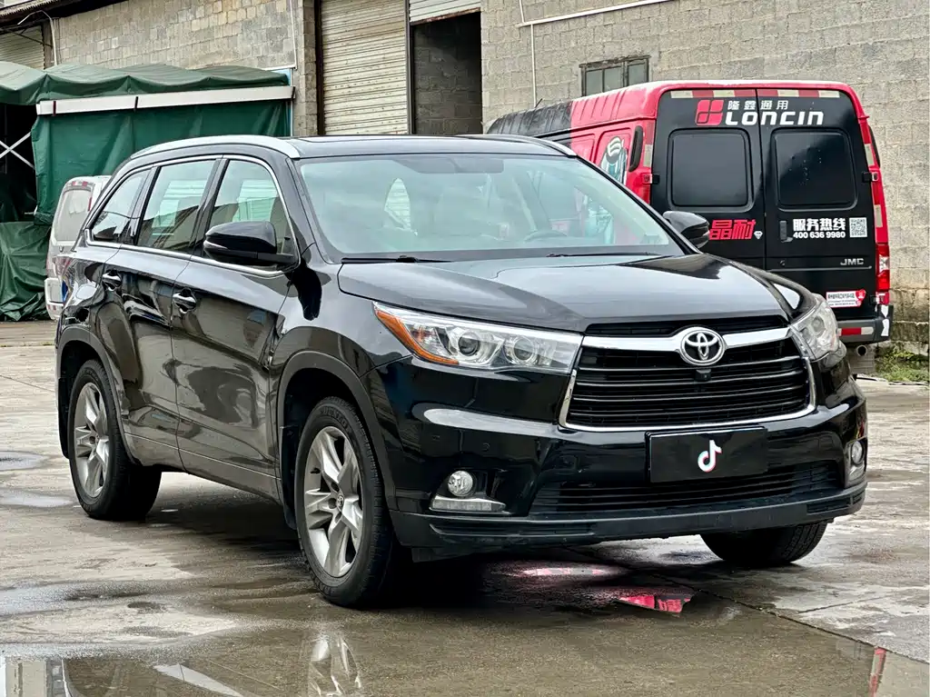 Toyota Highlander 2015 — фото 3