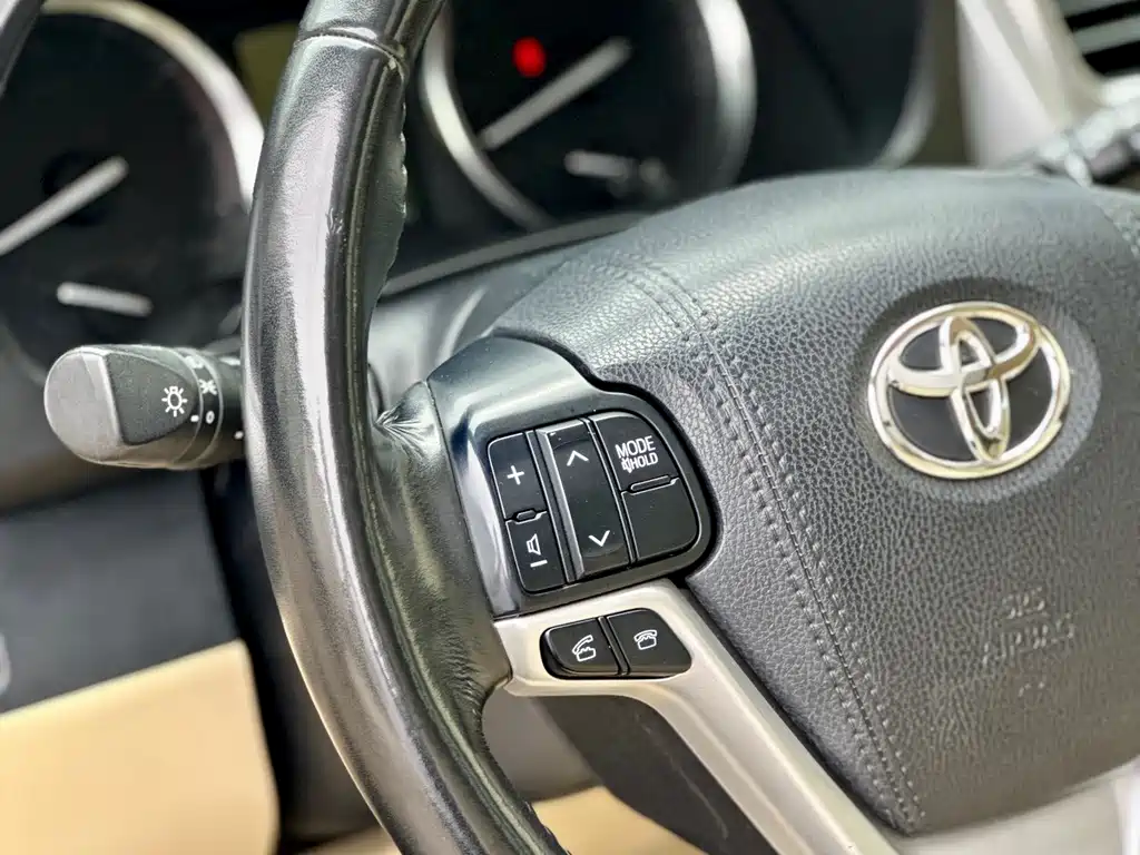Toyota Highlander 2015 — фото 25