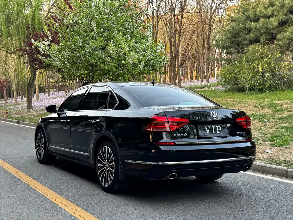 Volkswagen Passat 2016 — фото 24