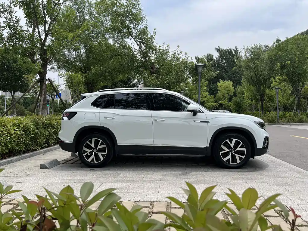 Volkswagen Tayron 2023