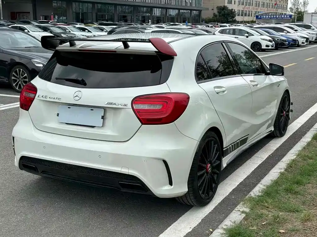 Mercedes-Benz A-Class AMG 2014 — фото 15