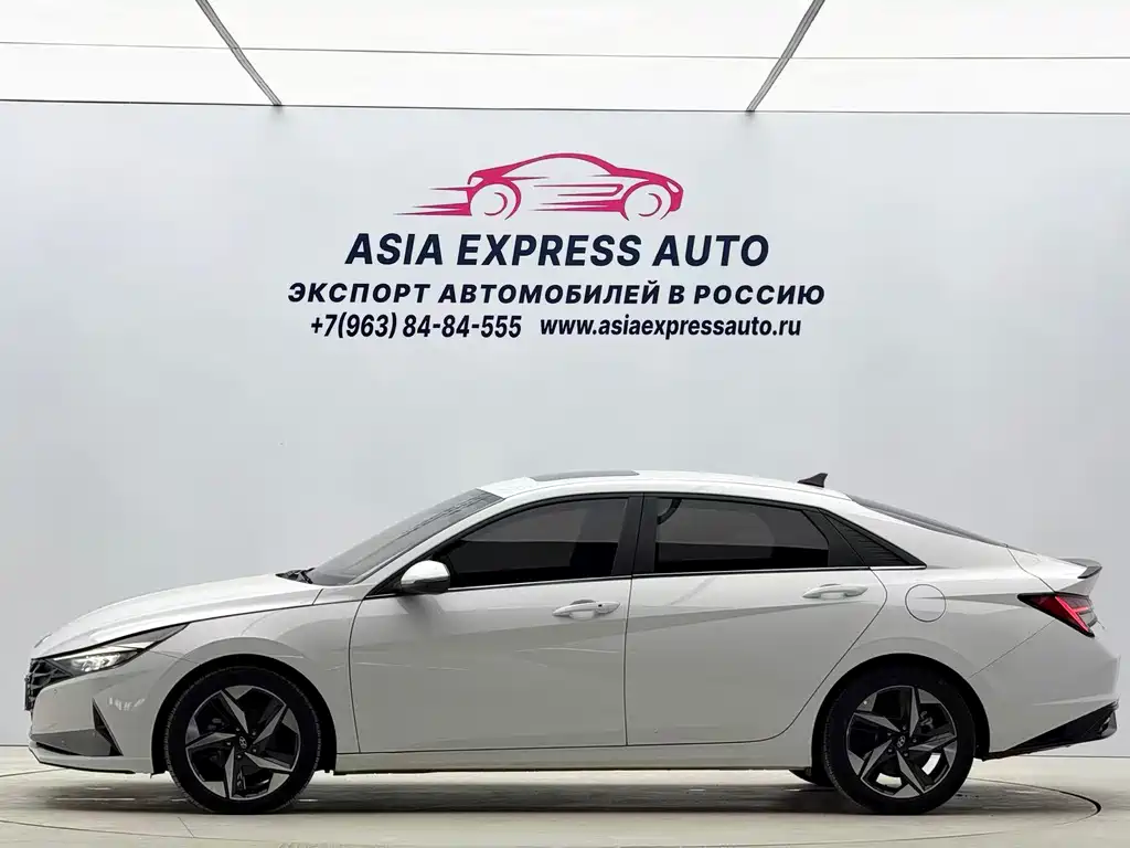 Hyundai Elantra 2023 — фото 7