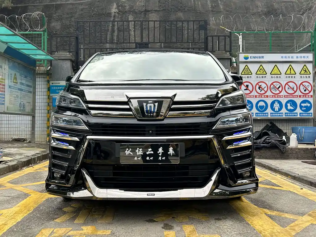 Toyota Vellfire 2021 — фото 2