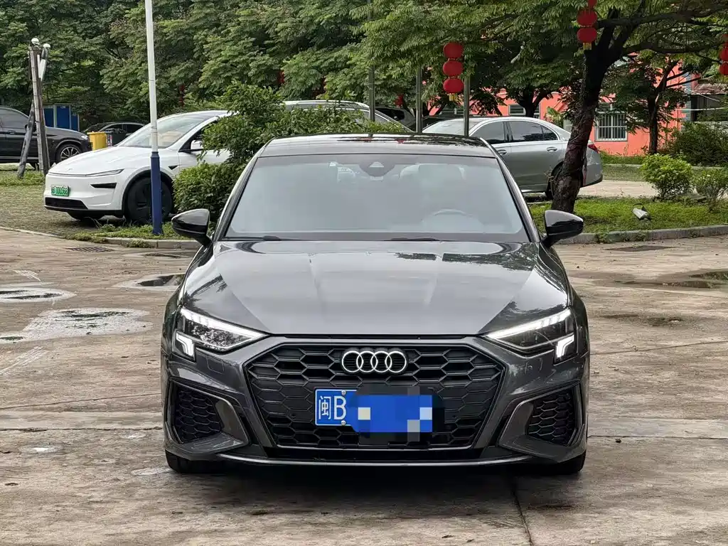 Audi A3 2022 — фото 2