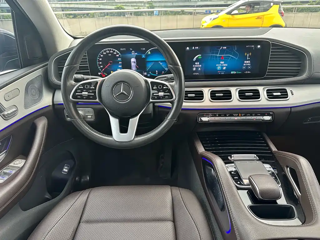 Mercedes-Benz GLE 2020 — фото 15