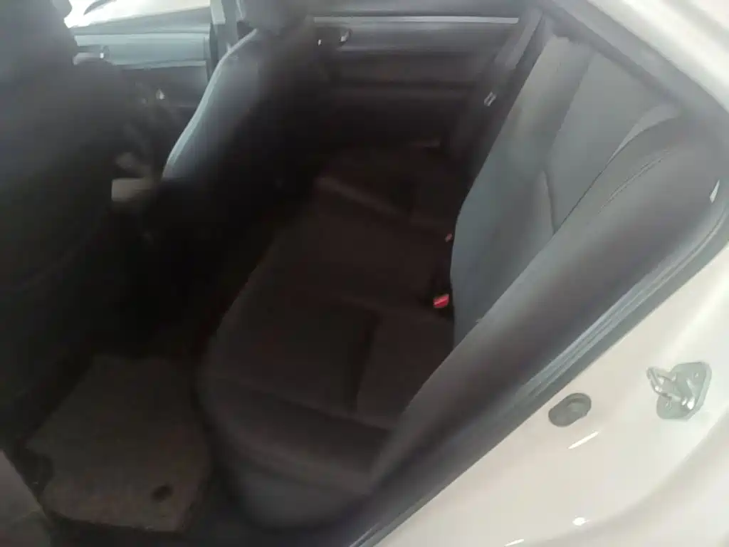 Toyota Levin 2015 — фото 17