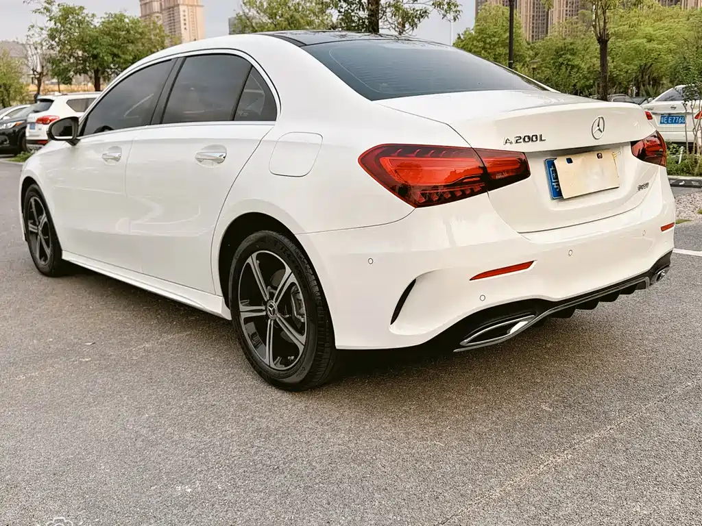 Mercedes-Benz A-Class 2025 — фото 16