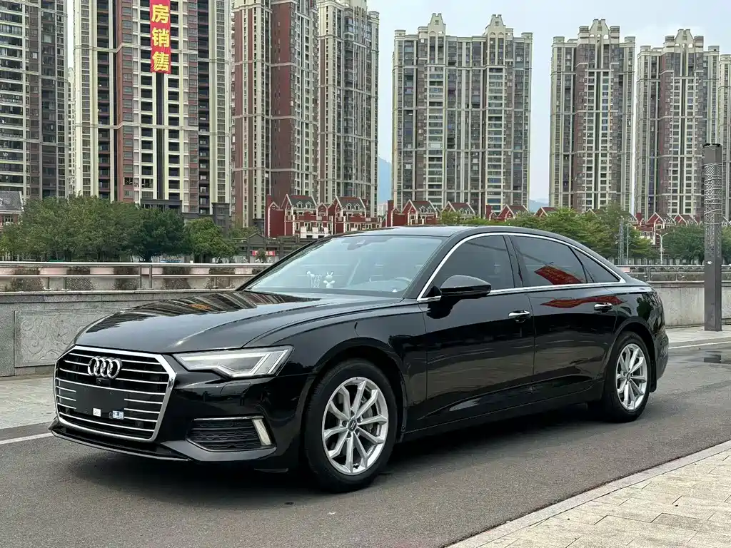 Audi A6L 2021 — фото 1