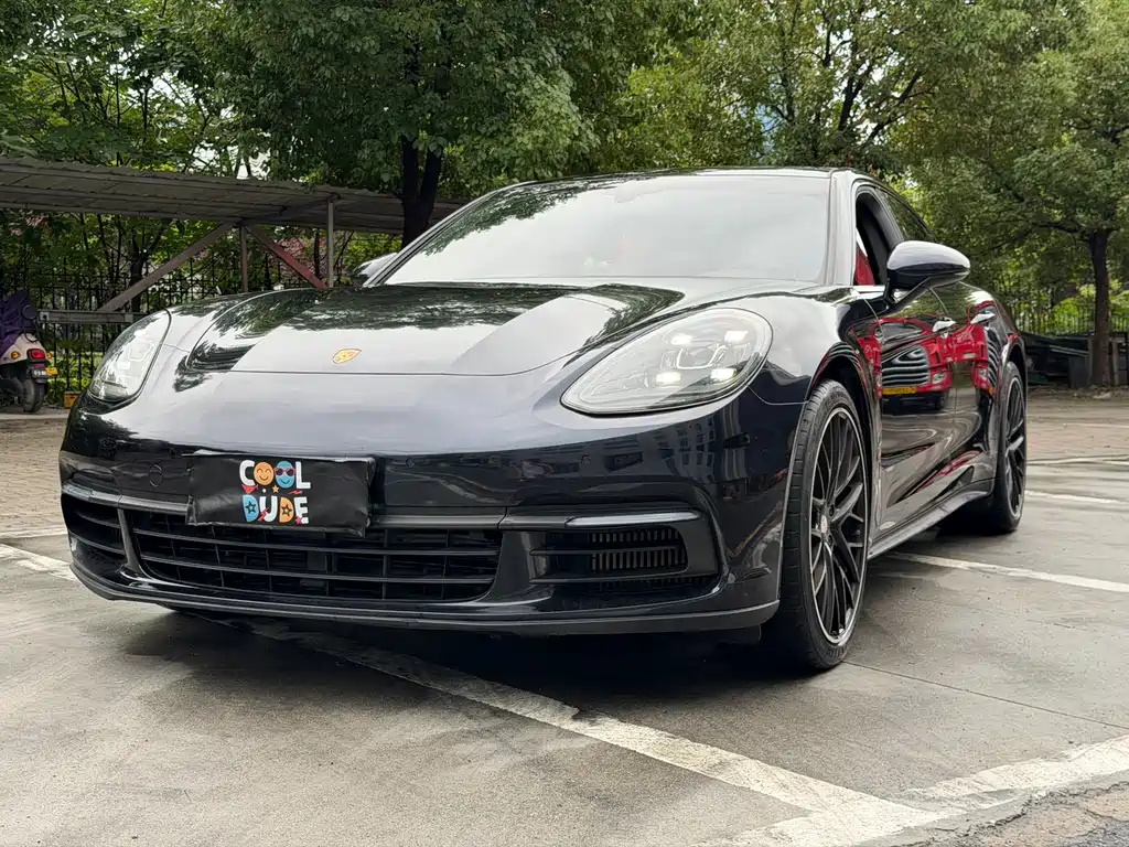 Porsche Panamera 2020