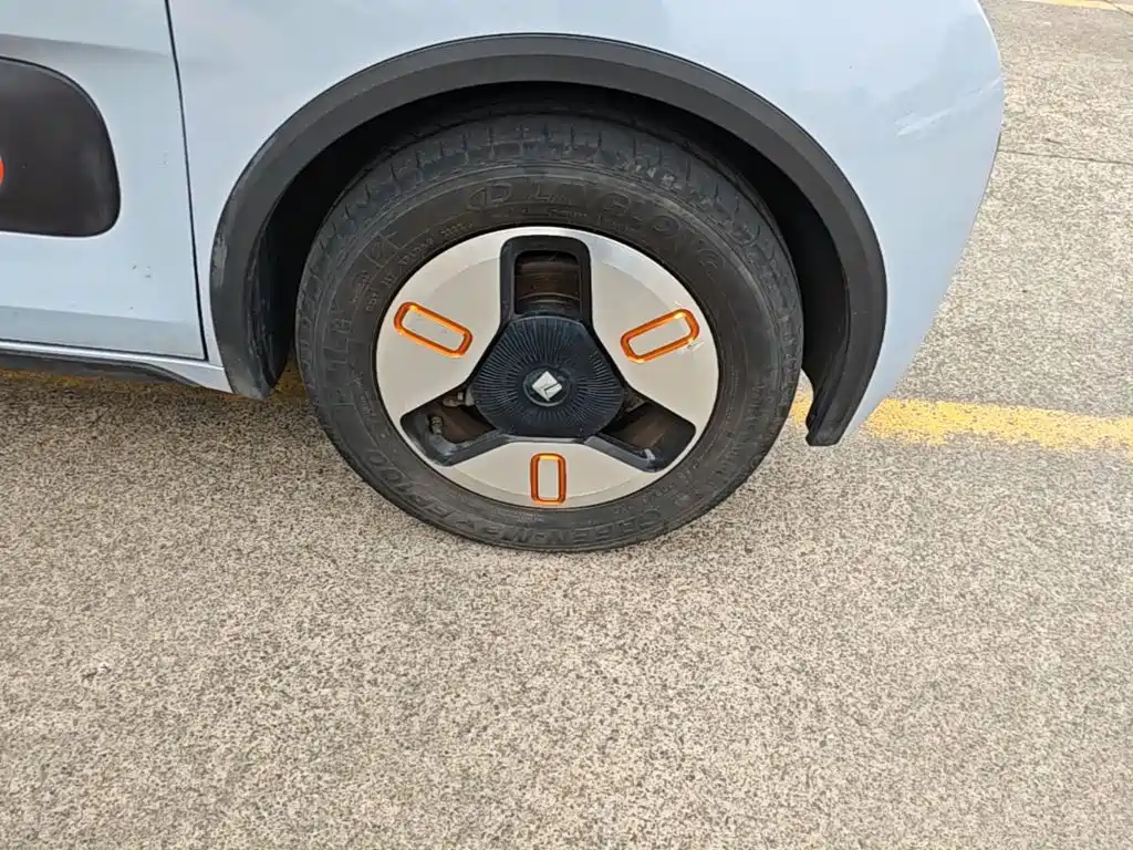 Baojun KiWi EV 2022 — фото 14