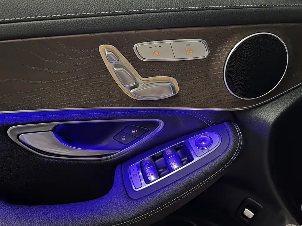Mercedes-Benz GLC 2020 — фото 13