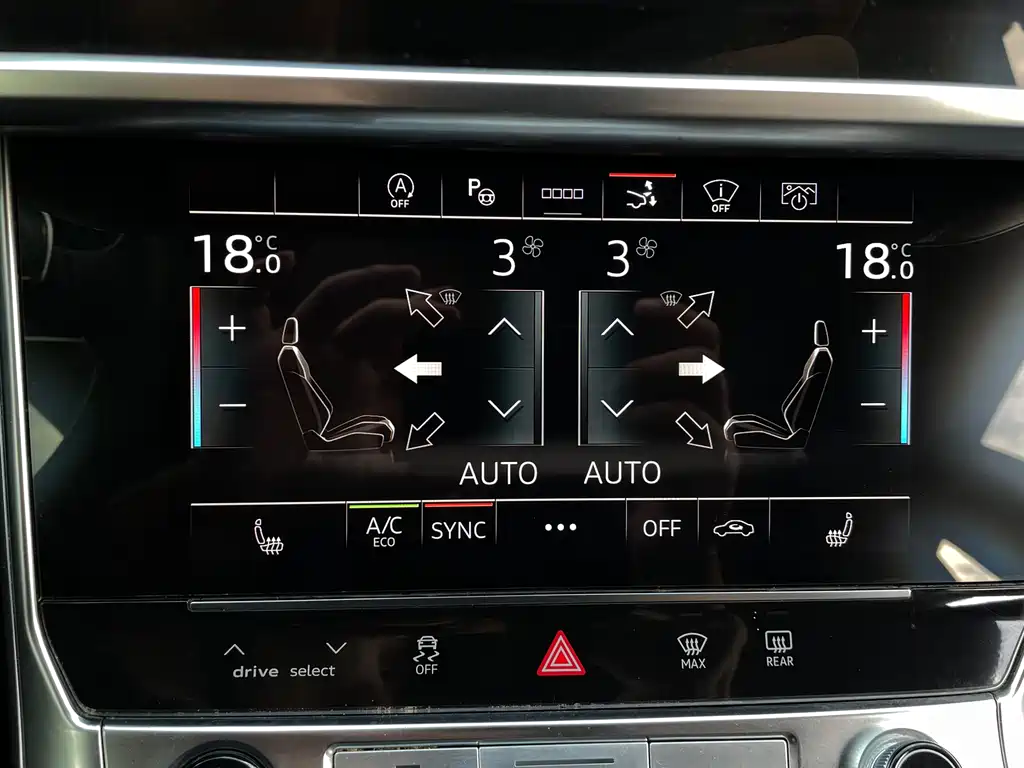 Audi A7 2023 — фото 12