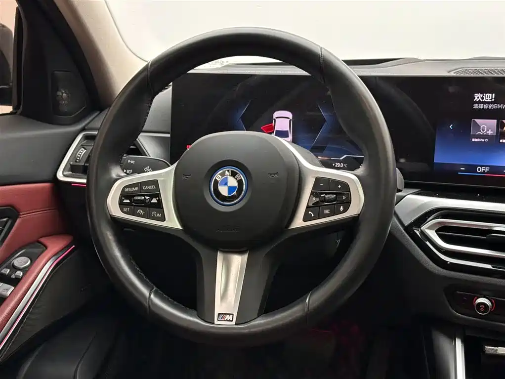 BMW i3 2024 — фото 12