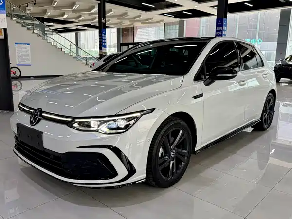 Volkswagen Golf 2023