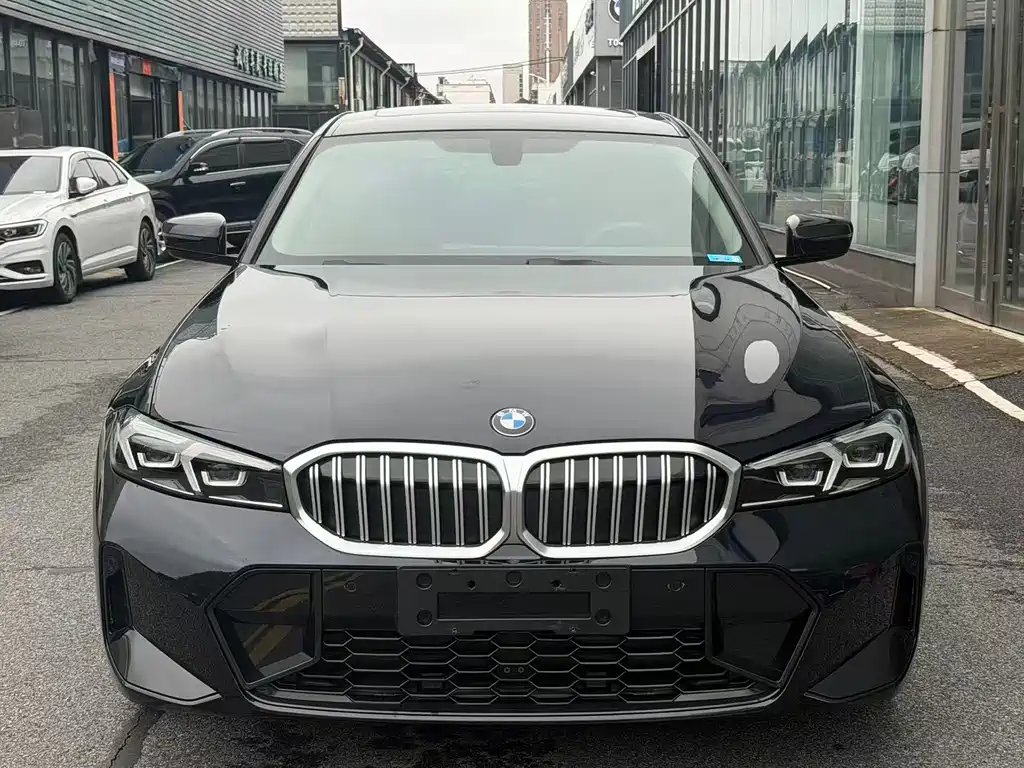 BMW 3 Series 2023