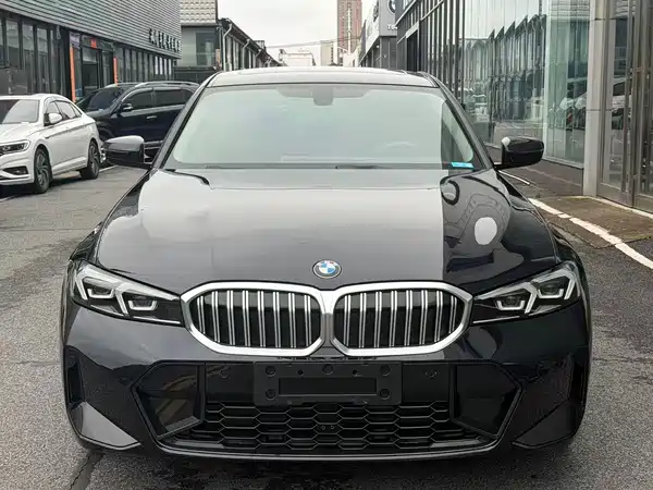 BMW 3 Series 2023