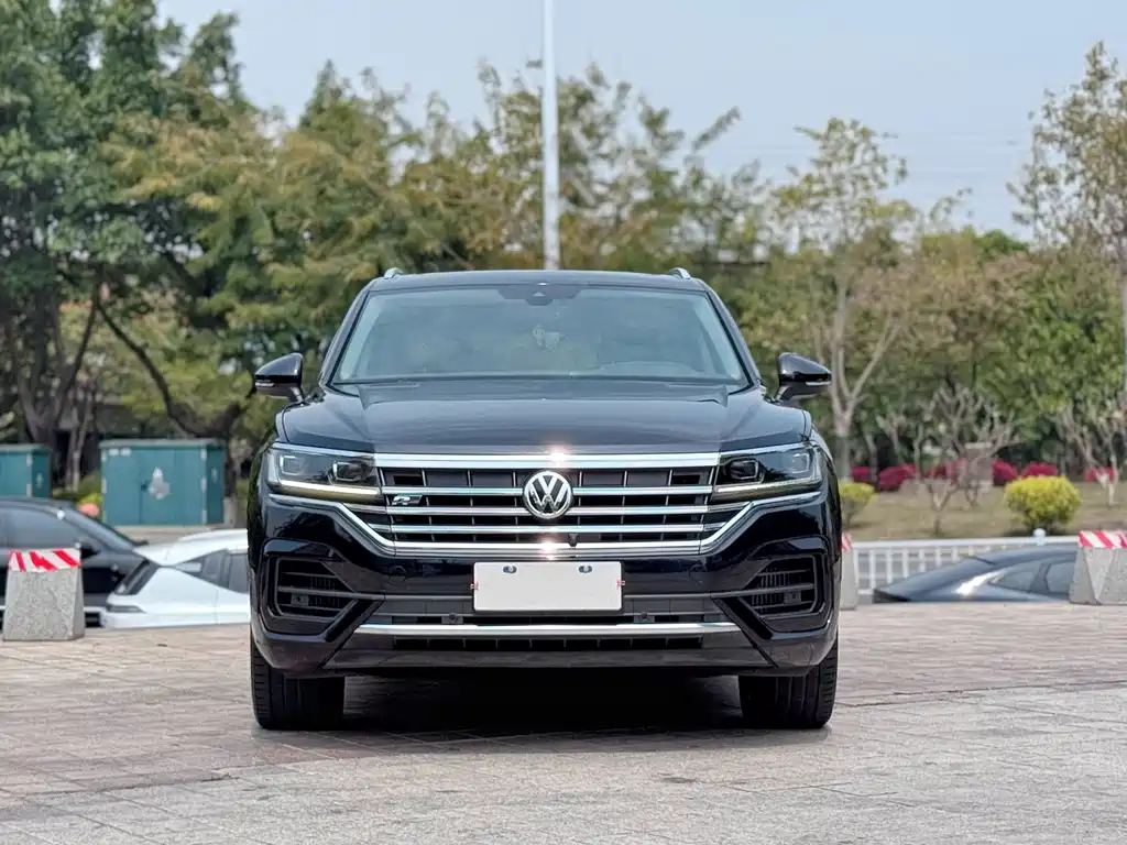 Volkswagen Touareg 2019 — фото 2