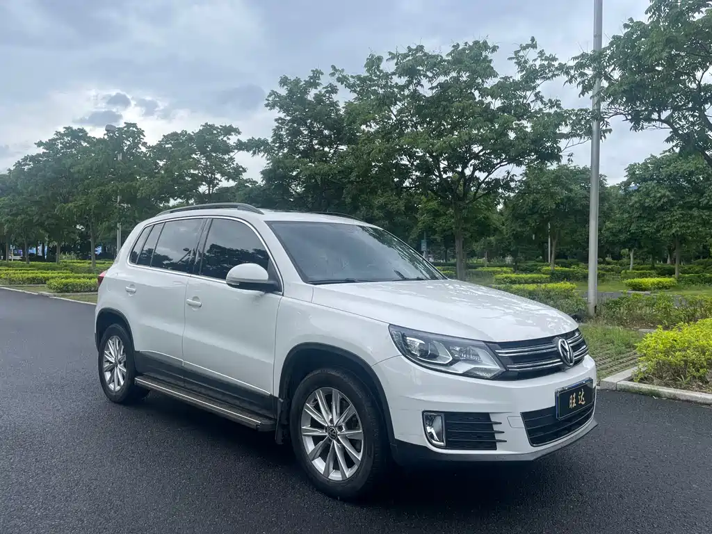 Volkswagen Tiguan 2015 — фото 3