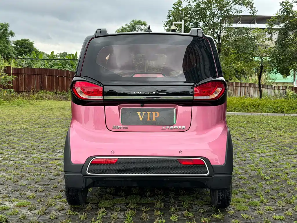 Baojun E100 2020