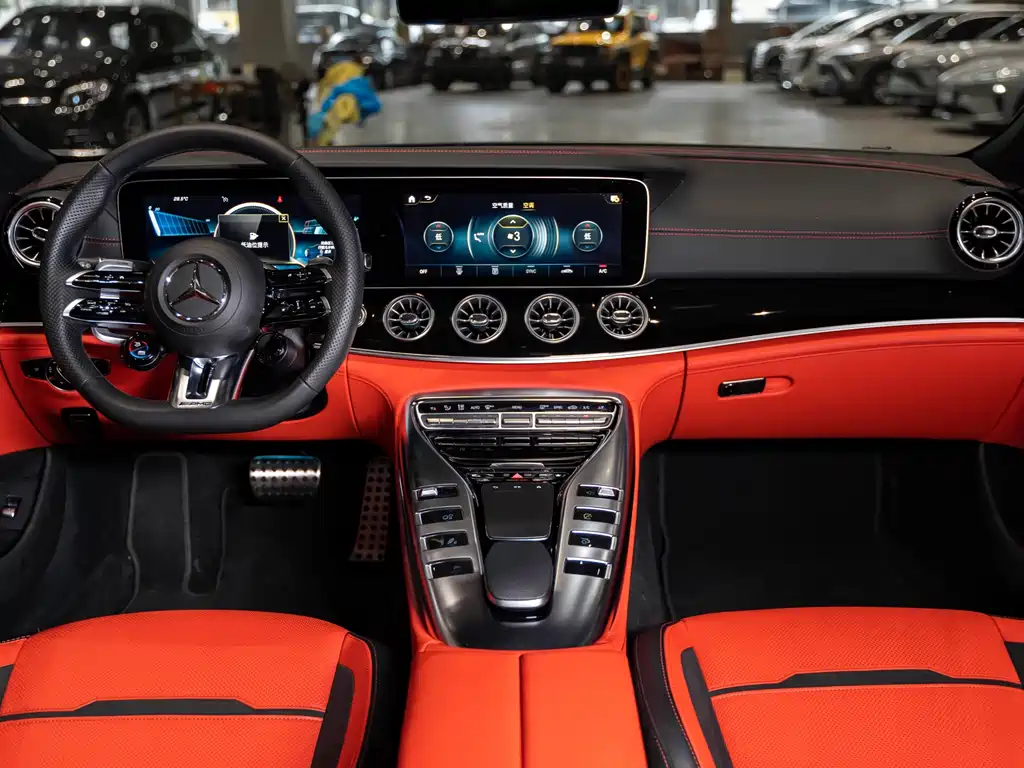 Mercedes-Benz AMG GT 2023 — фото 10