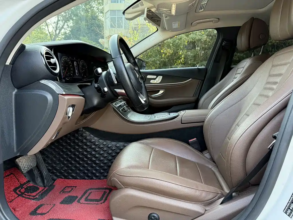 Mercedes-Benz E-Class 2018 — фото 4