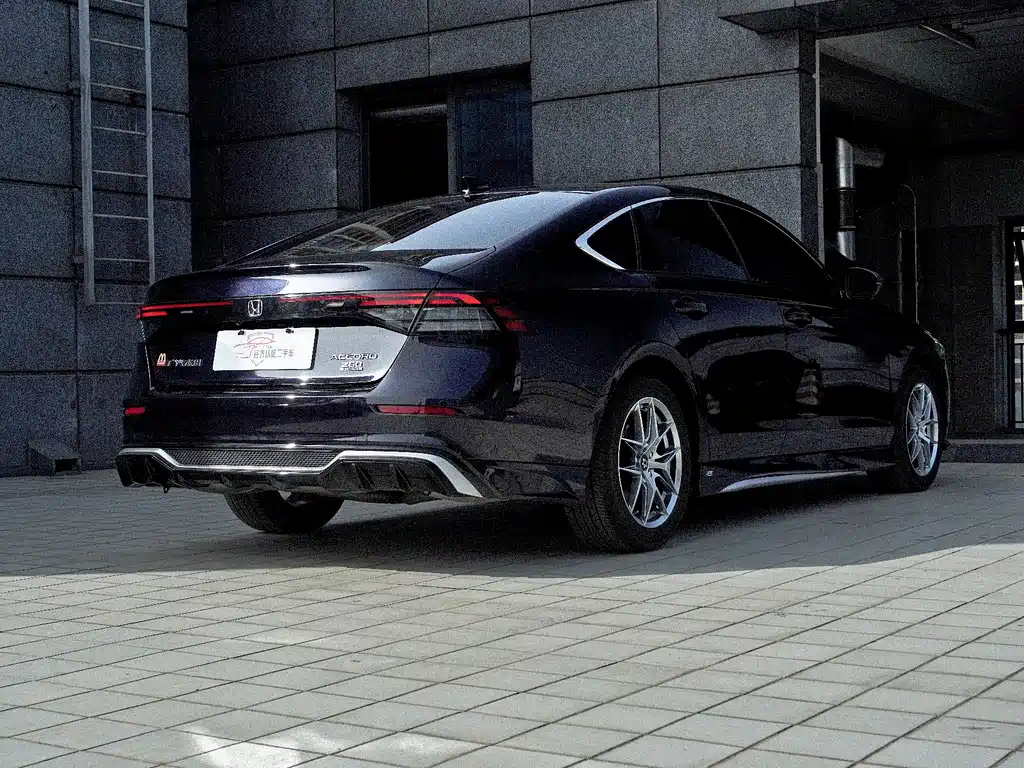 Honda Accord 2023 — фото 4