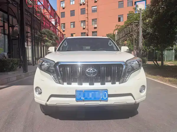 Toyota Prado 2016